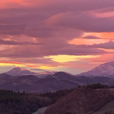 Green B&B Urbino Ca Del Vento ภายนอก รูปภาพ